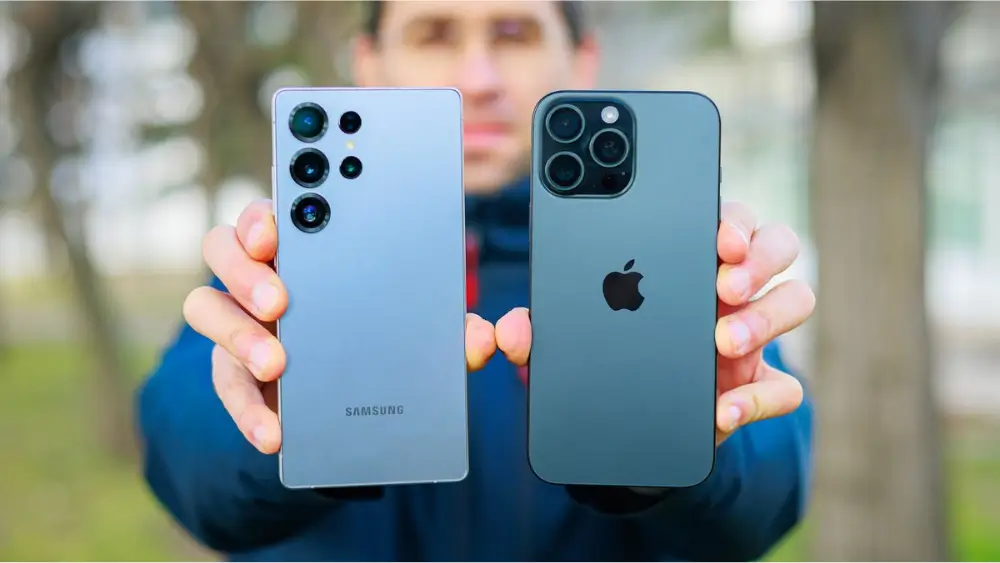 Featured image for the comparison article on Topic "Apple iPhone 16 Pro Max VS Samsung Galaxy S25 Ultra"